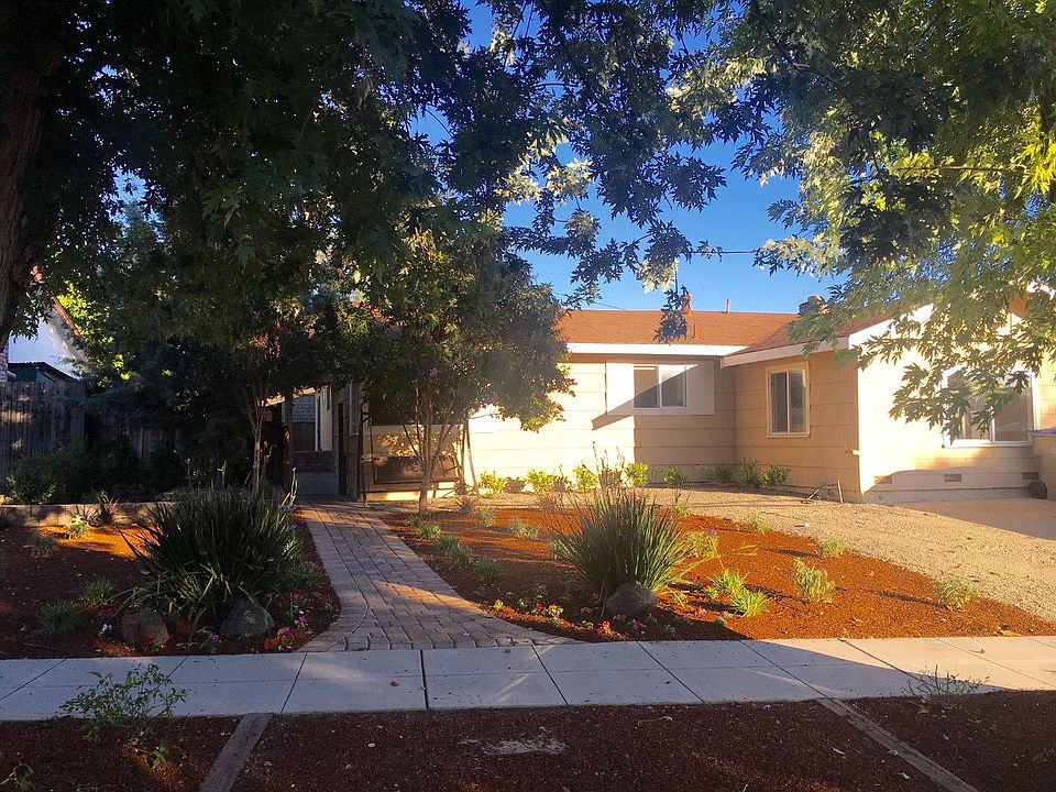 2nd image of 3408 Blue Mountain Dr
