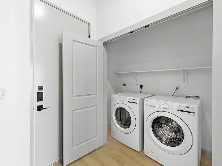 In-Unit Laundry