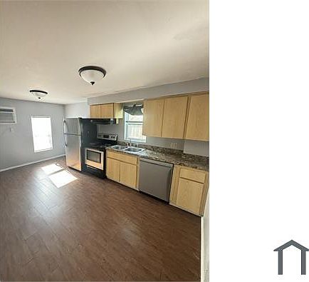 3rd image of 1208 17th St N #A
