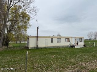 91 Trepanier Ln, Tieton, WA 98947