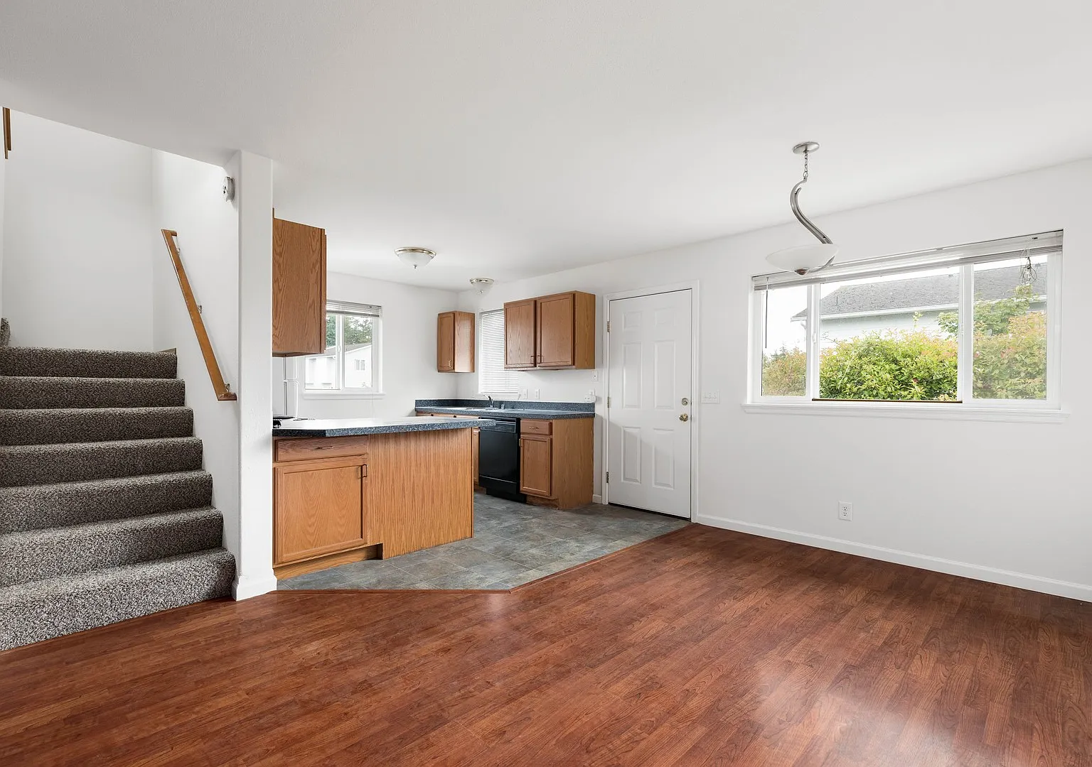 0851-1414 NW Elwha St — Photo 3