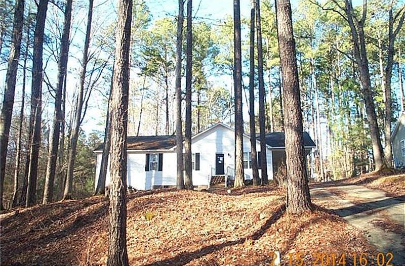 2nd image of 206 Dogwood Ave