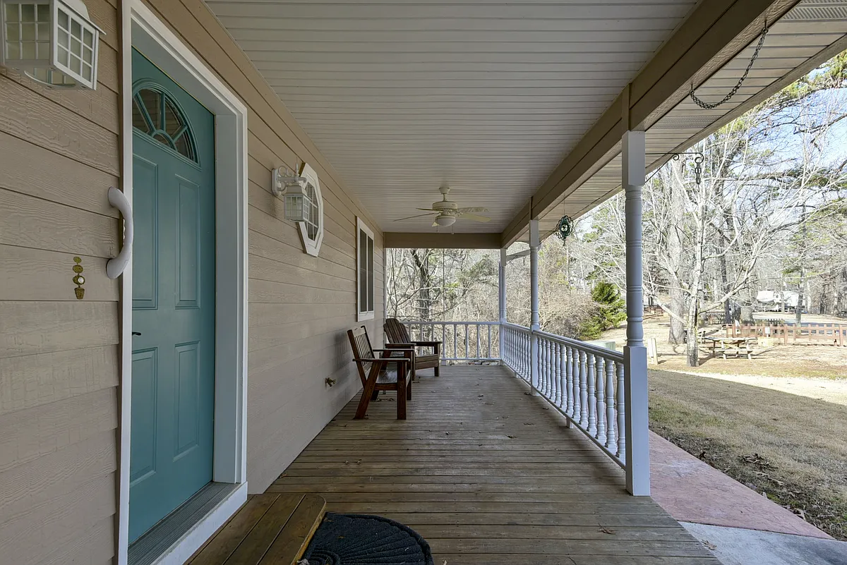 Building Photo - 5558 State Highway 265