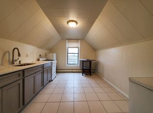 24 Eastern Pkwy #3E, Jersey City, NJ 07305