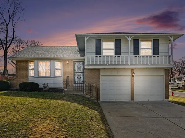 301 E 107th Ter, Kansas City, MO 64114