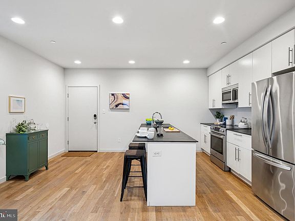 5th image of 1800 S 16th St Unit B