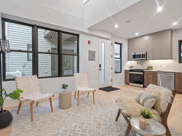 29 Armstrong Ave #Adu, Jersey City, NJ 07305