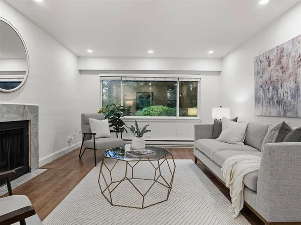 1253 Plateau Dr, North Vancouver, BC V7P 2J3