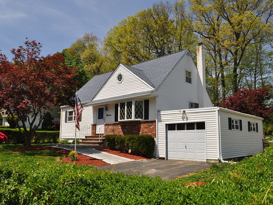 1st image of 13 Richmond Pl