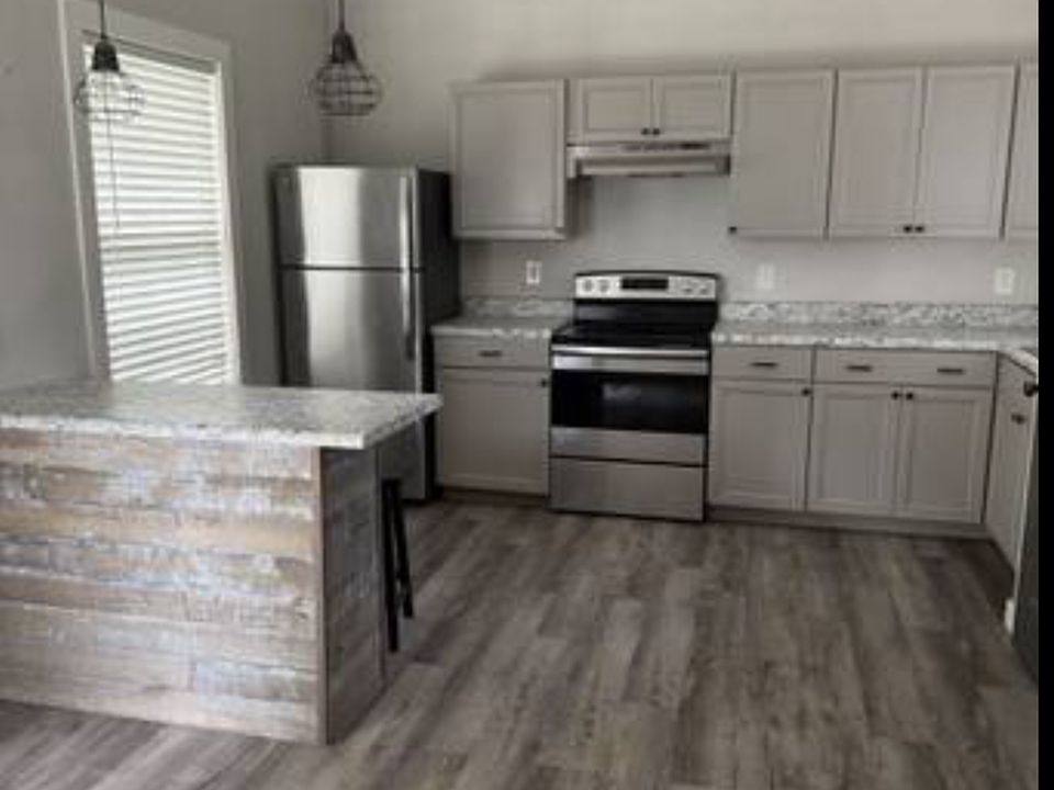 2nd image of 618 Eason Ave