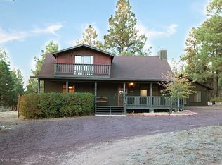 2224 Meadow Trl, Overgaard, AZ 85933