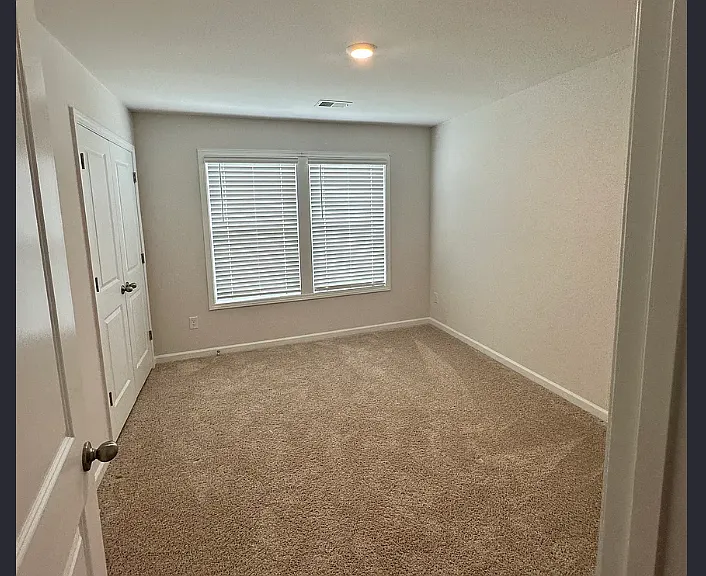 324 Sudduth Farms Dr — Photo 16