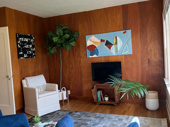 2009 NW Overton St APT 7, Portland, OR 97209