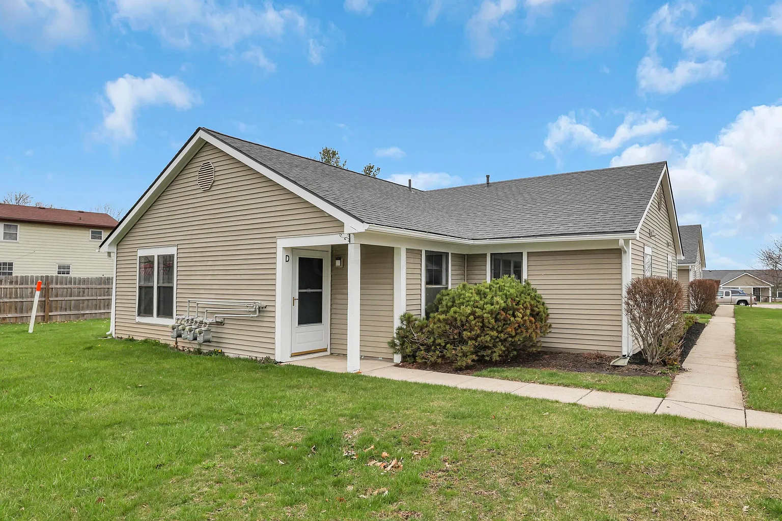 1135 Coventry Way #D photo 1
