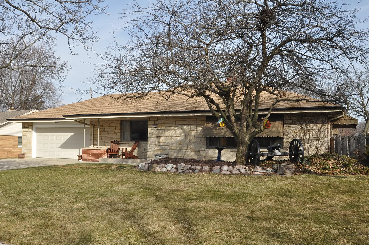 5400 W Jerelyn Pl photo 1