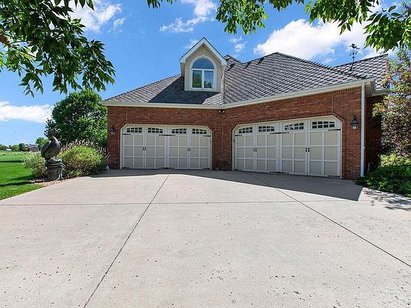 4th image of 1425 Vantage View Ct