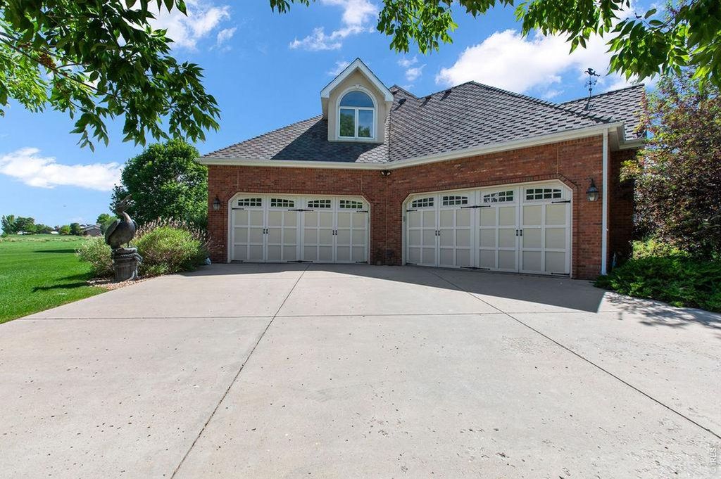 1425 Vantage View Ct