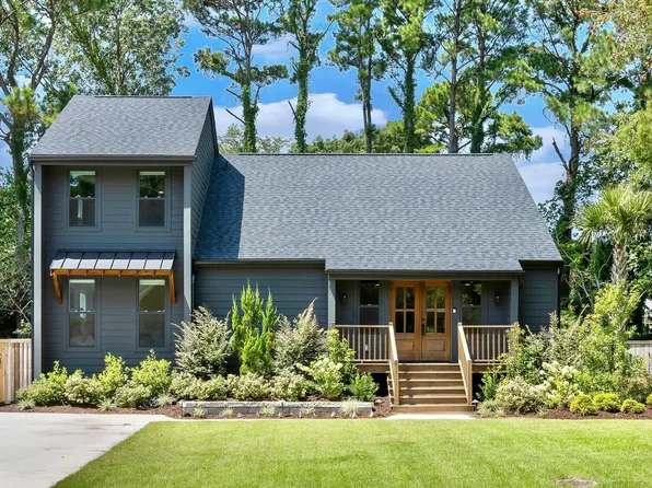 806 Law Ln, Mount Pleasant, SC 29464