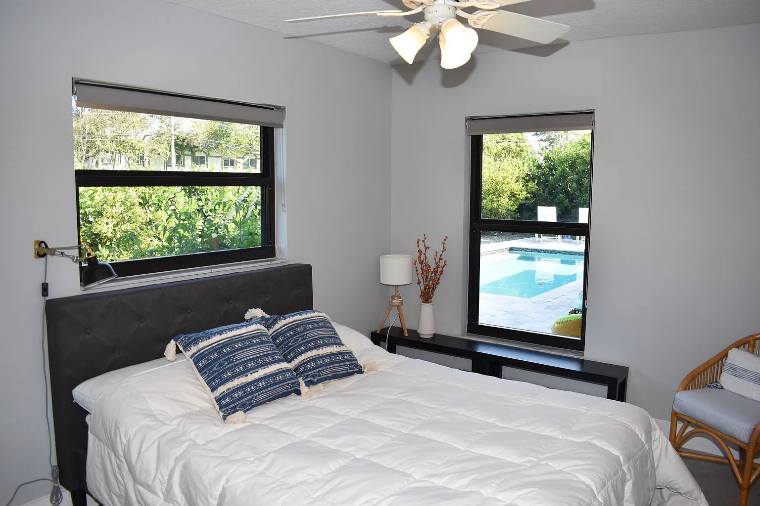 4 bed, 2.0 bath, 1956 sqft, $7,800 — Photo 4