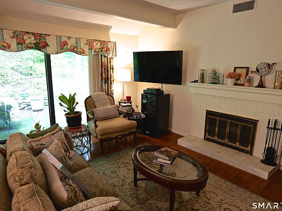 2nd image of 345 Heritage Village #A