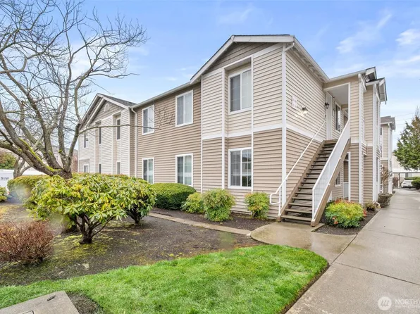 10015 186th Place E #111, Puyallup, WA 98375