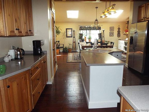 5th image of 1195 Main St