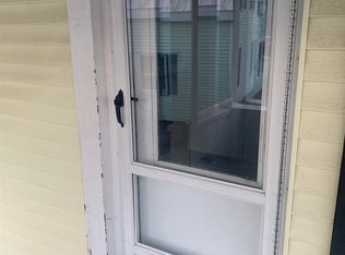 22 Spring St, Somersworth, NH 03878