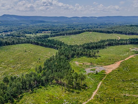 4th image of 8 Back Valley Rd