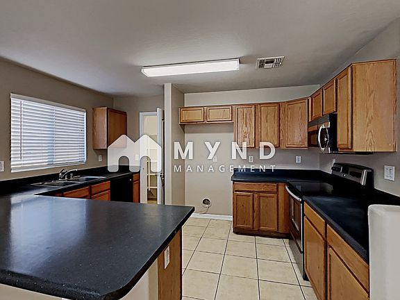 4th image of 23458 N Oasis Blvd