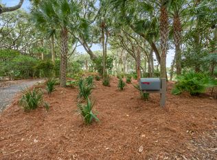 3 Nicklaus Ln, Johns Island, SC 29455