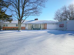 405 W Olive Ave, Prospect Heights, IL 60070
