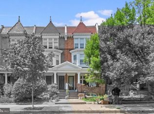 2704 N Calvert St, Baltimore, MD 21218