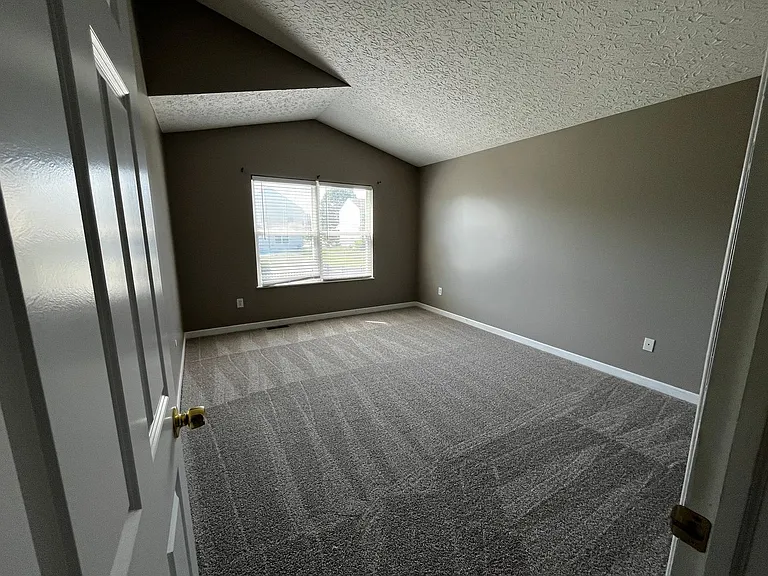 435 Vanderbuilt St — Photo 29