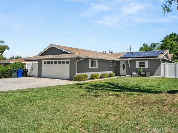 22464 Kentfield St, Grand Terrace, CA 92313