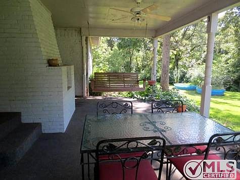 5th image of 1203 Lakeside Dr