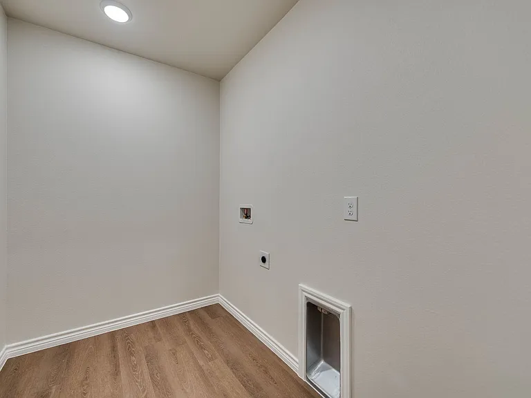 1325 Hogback Way — Photo 11