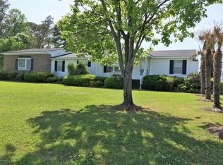 5794 Skeeter Pond Rd, Grifton, NC 28530