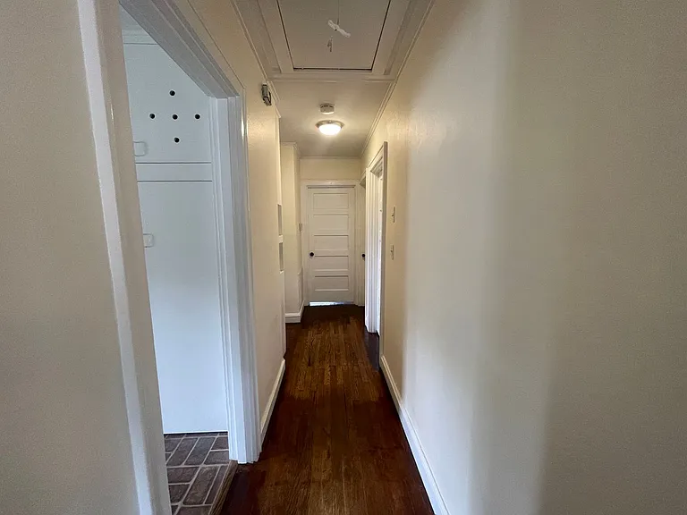 216 Pennsylvania Ave — Photo 6