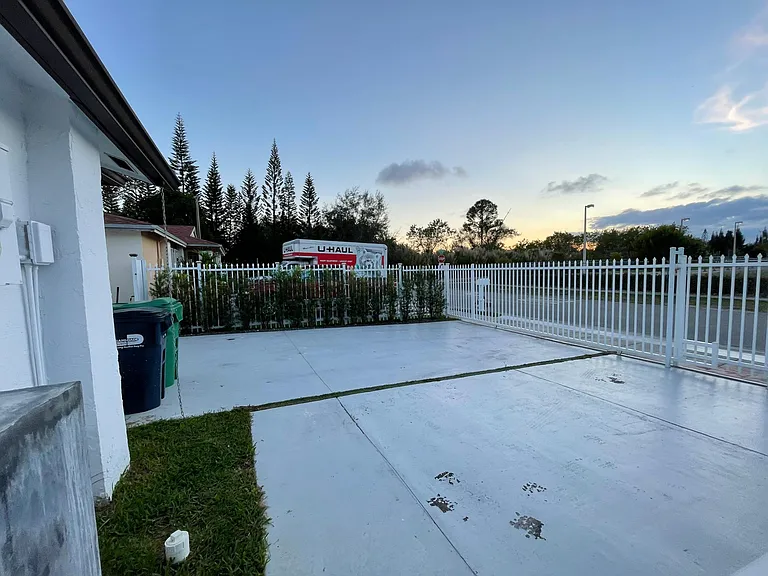 19361 SW 125th Ave — Photo 26