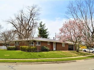 1315 Mapleridge Dr, Fairborn, OH 45324