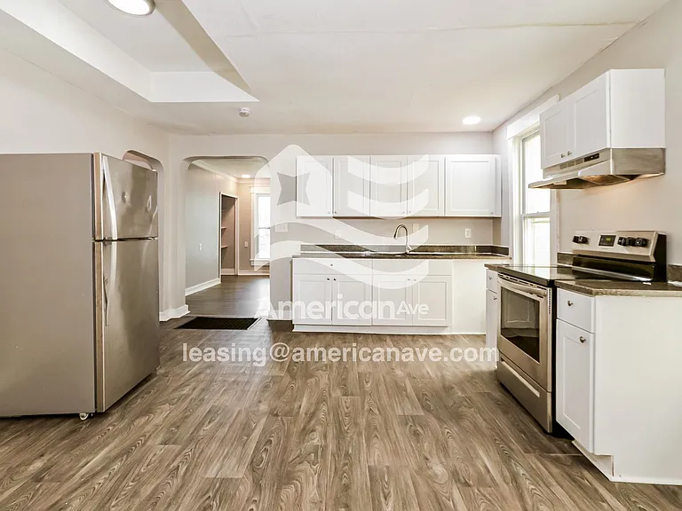 754286_006_kitchen_6.jpg