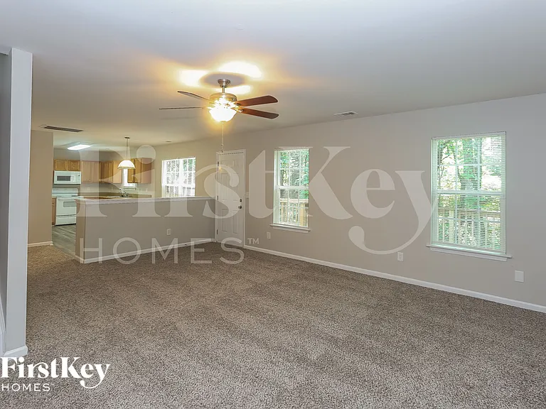 8605 Royal Bluff Dr — Photo 5