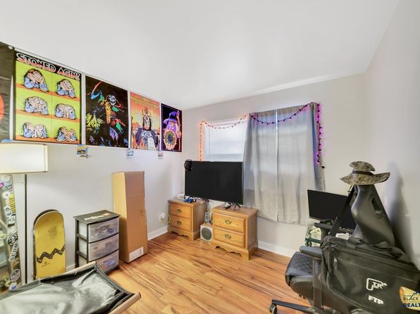 rapid-city-south-dakota-218888852 picture