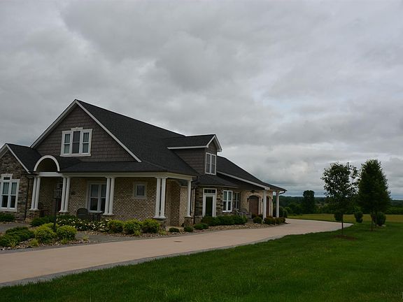 3rd image of 1087 W Crossing Dr