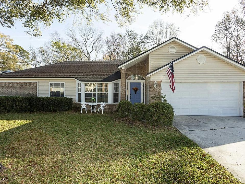 1st image of 10347 Triple Crown Ave