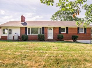 1081 Bunker Hill Loop, Bedford, VA 24523