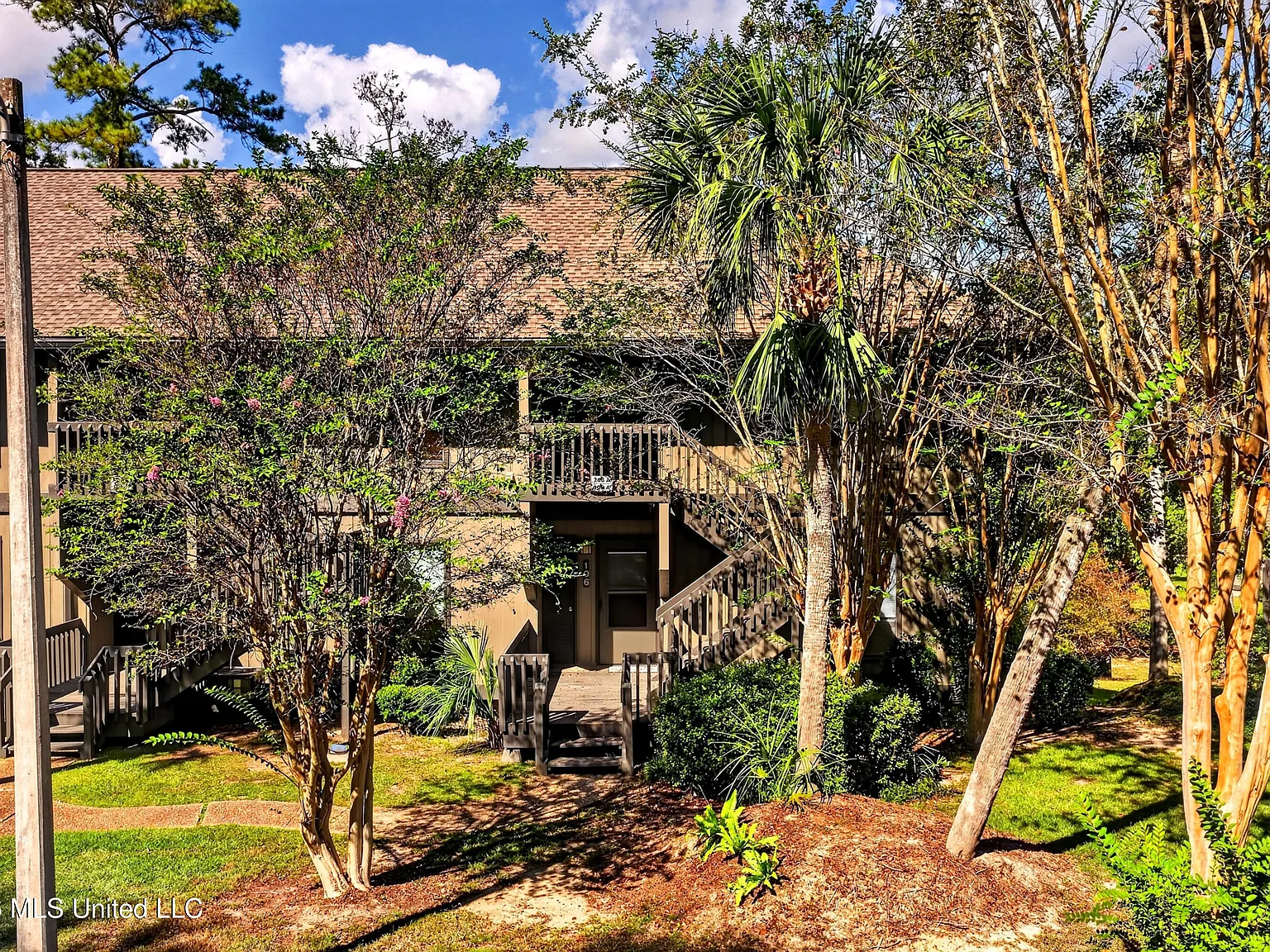 1 bed, 1.0 bath, 639 sqft, $1,000 — Photo 4