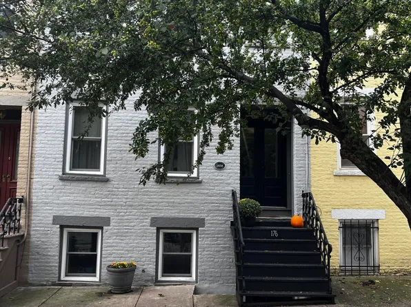 176 Jay Street, Albany, NY 12210