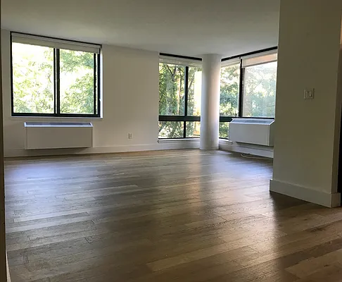 Rented by LL Real Estate Services | media 2