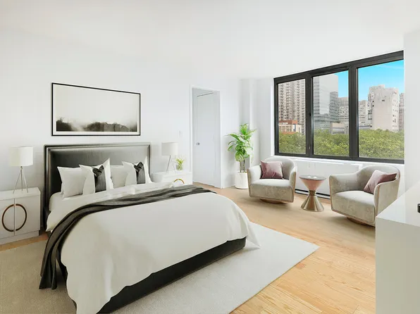 330 East 38th Street image 12 of 26